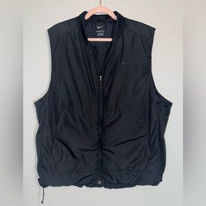 Nike Therma-Fit Black Jacket. Size XL. So stylish and like new!